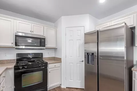 2933 E Blue Ridge Way, Gilbert, AZ 85298 photo 15
