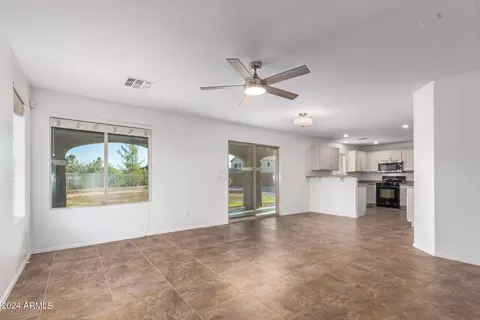 2933 E Blue Ridge Way, Gilbert, AZ 85298 photo 10