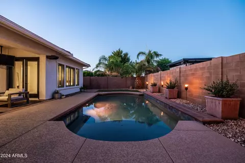 Exterior - 6583 S Legend Ct, Gilbert, AZ 85298 photo 13 of 16