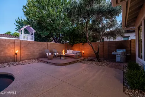 Exterior - 6583 S Legend Ct, Gilbert, AZ 85298 photo 8 of 16