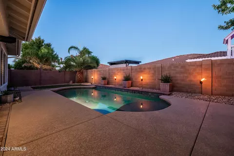 Exterior - 6583 S Legend Ct, Gilbert, AZ 85298 photo 14 of 16