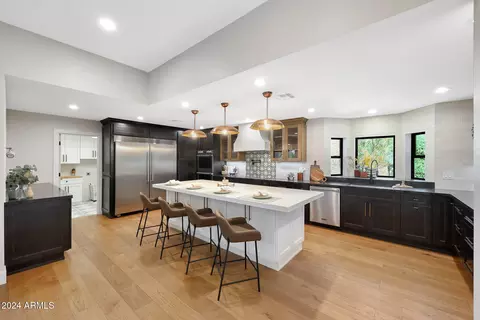 4440 E Camelback Rd #32, Phoenix, AZ 85018 photo 19