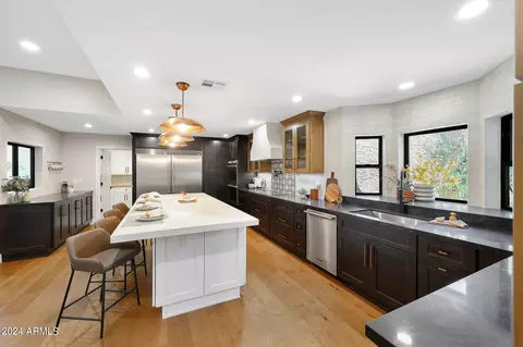 4440 E Camelback Rd #32, Phoenix, AZ 85018 photo 20
