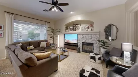 3045 W Eagle Claw Dr, Phoenix, AZ 85086 photo 3