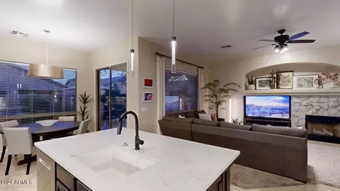 3045 W Eagle Claw Dr, Phoenix, AZ 85086 photo 9