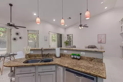 250 E Arabian Dr, Gilbert, AZ 85296 photo 11