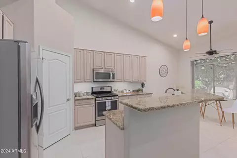 250 E Arabian Dr, Gilbert, AZ 85296 photo 10