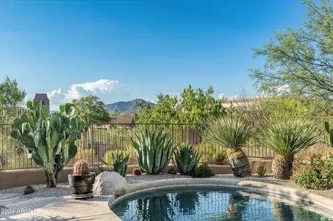 9908 E Cavalry Dr, Scottsdale, AZ 85262
