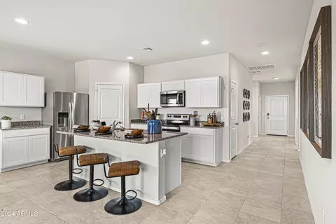 2180 W Spaulding Ave, Apache Junction, AZ 85120 photo 5