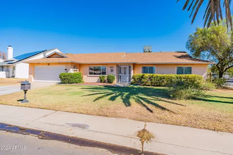 3002 W Shangri La Rd, Phoenix, AZ 85029