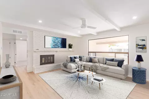 631 N N Frst, Mesa, AZ 85203 photo 8