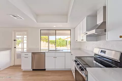631 N N Frst, Mesa, AZ 85203 photo 17
