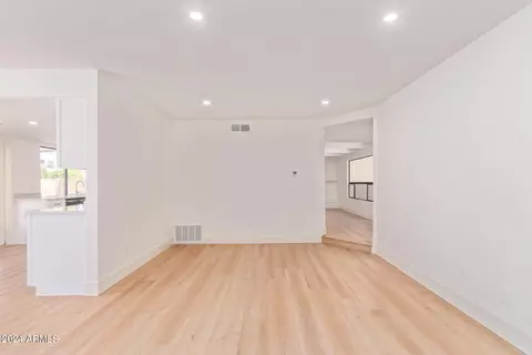 631 N N Frst, Mesa, AZ 85203 photo 16