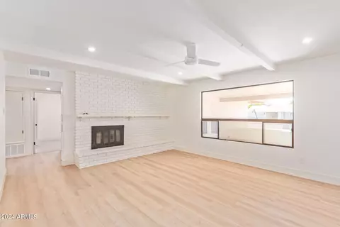 631 N N Frst, Mesa, AZ 85203 photo 9