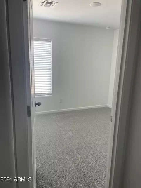 445 Baskin Dr, Morristown, AZ 85342 photo 6