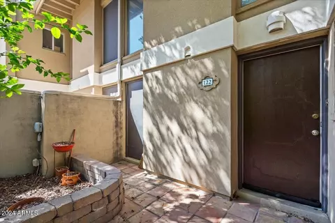 4635 N 22nd St #122, Phoenix, AZ 85016