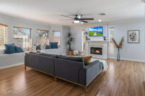 10909 E Hope Dr, Scottsdale, AZ 85259