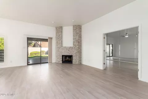 4062 E Round Hill Dr, Phoenix, AZ 85028 photo 7