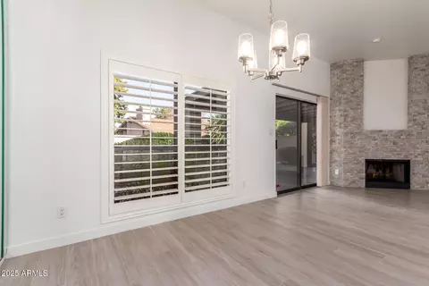 4062 E Round Hill Dr, Phoenix, AZ 85028 photo 11