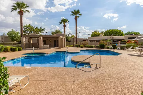 4062 E Round Hill Dr, Phoenix, AZ 85028 photo 41