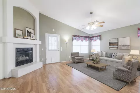 9464 E Olla Ave, Mesa, AZ 85212