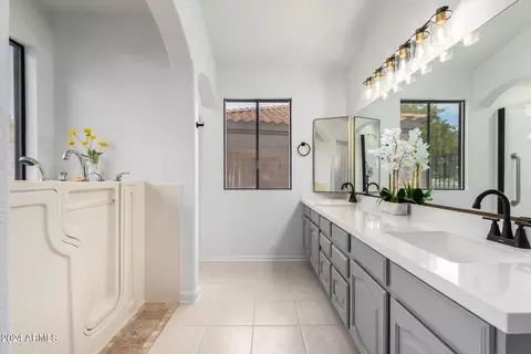 329 E Vaughn Ave, Gilbert, AZ 85234 photo 23