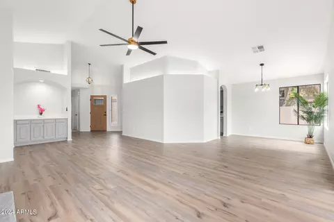 329 E Vaughn Ave, Gilbert, AZ 85234 photo 9