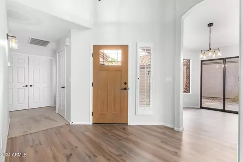 329 E Vaughn Ave, Gilbert, AZ 85234 photo 7