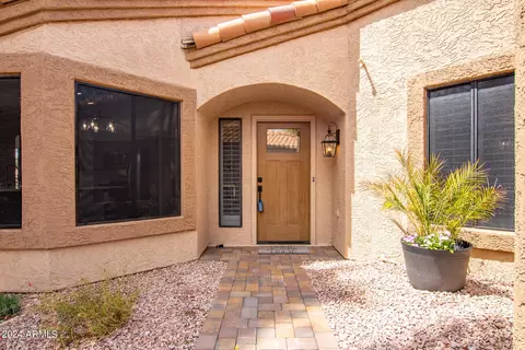 329 E Vaughn Ave, Gilbert, AZ 85234 photo 6