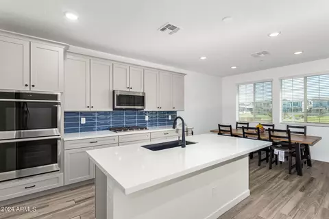 9415 E Supernova Dr, Mesa, AZ 85212 photo 8