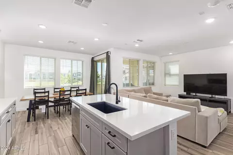 9415 E Supernova Dr, Mesa, AZ 85212 photo 11