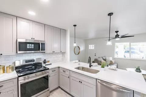 10143 E Butte St, Mesa, AZ 85207 photo 15