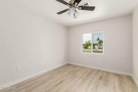 6729 W Wolf St, Phoenix, AZ 85033 photo 21