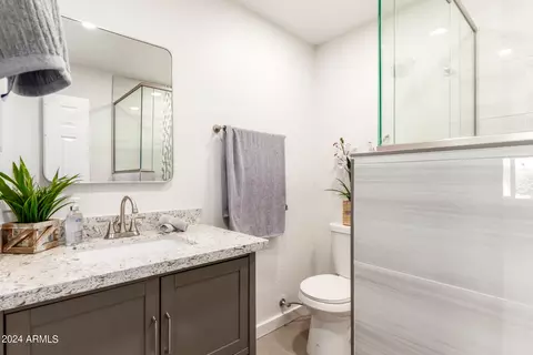 6729 W Wolf St, Phoenix, AZ 85033 photo 17