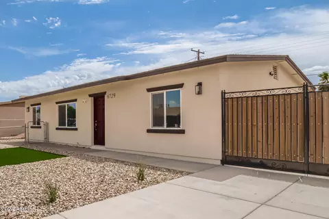 6729 W Wolf St, Phoenix, AZ 85033 photo 2