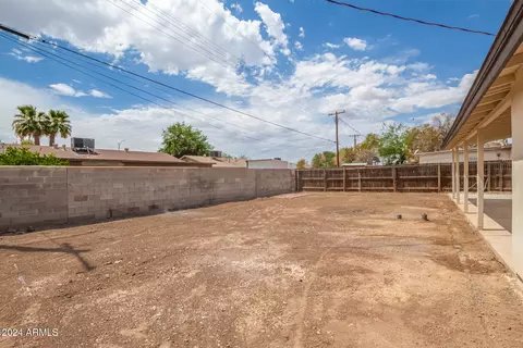 6729 W Wolf St, Phoenix, AZ 85033 photo 28