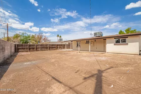 6729 W Wolf St, Phoenix, AZ 85033 photo 27