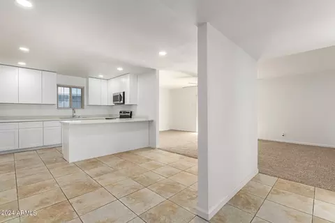 7218 S 3rd Ave, Phoenix, AZ 85041 photo 6