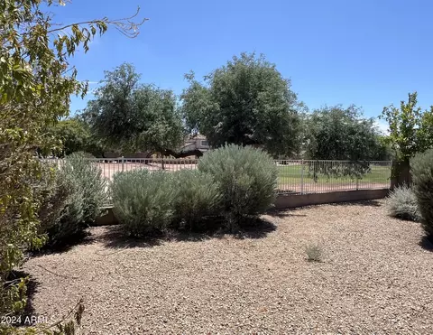 1567 E Black Diamond Dr, Gilbert, AZ 85296 photo 12