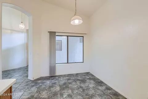 1567 E Black Diamond Dr, Gilbert, AZ 85296 photo 3