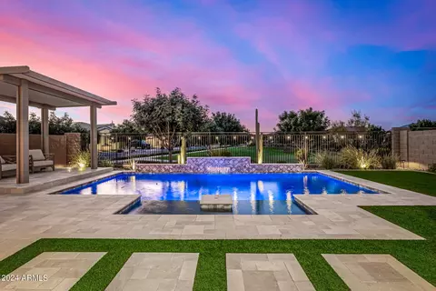 10210 E Thornton Ave, Mesa, AZ 85212