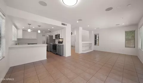 4127 E Meadow Dr, Phoenix, AZ 85032 photo 8