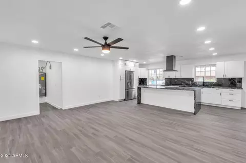 4635 E Fillmore St, Phoenix, AZ 85008 photo 9