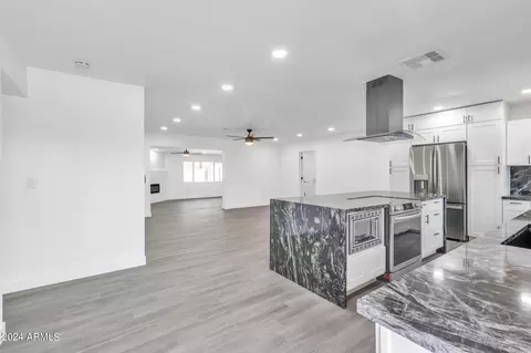 4635 E Fillmore St, Phoenix, AZ 85008 photo 4