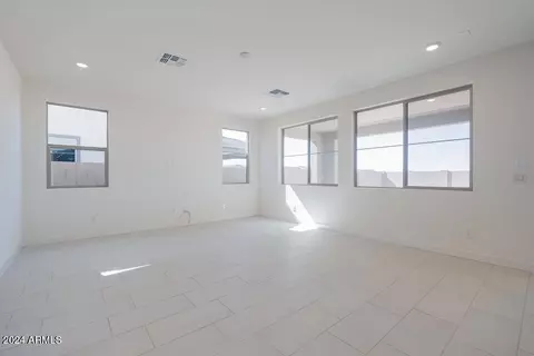 5888 S Boulder St, Gilbert, AZ 85298 photo 6