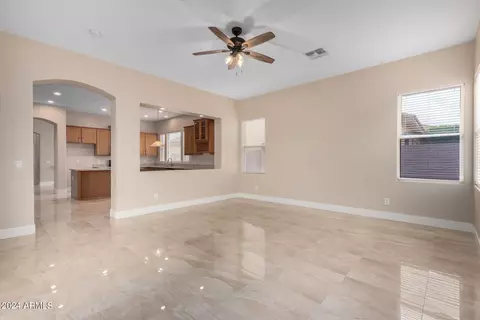 643 E Lowell Ave, Gilbert, AZ 85295 photo 9