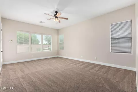 643 E Lowell Ave, Gilbert, AZ 85295 photo 13