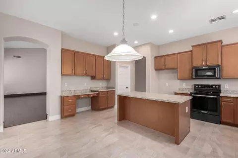 643 E Lowell Ave, Gilbert, AZ 85295 photo 8
