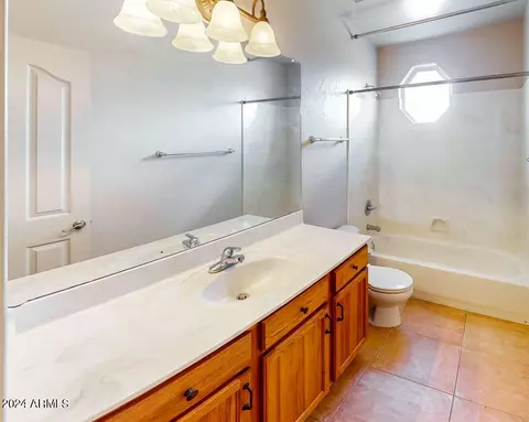 Bath - 4664 E Miller Canyon Rd, Hereford, AZ 85615 photo 8 of 9