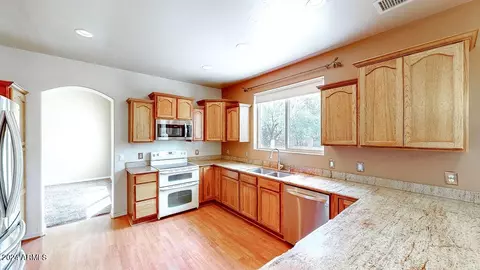 Kitchen - 4664 E Miller Canyon Rd, Hereford, AZ 85615 photo 7 of 9